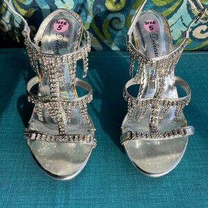 Delicacy Women's Silver Open-Toe Rhinestone Strappy Stiletto High-Heel Sandal Sh